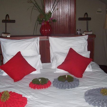 Nkasa Lupala Tented Lodge Sangwali Zewnętrze zdjęcie