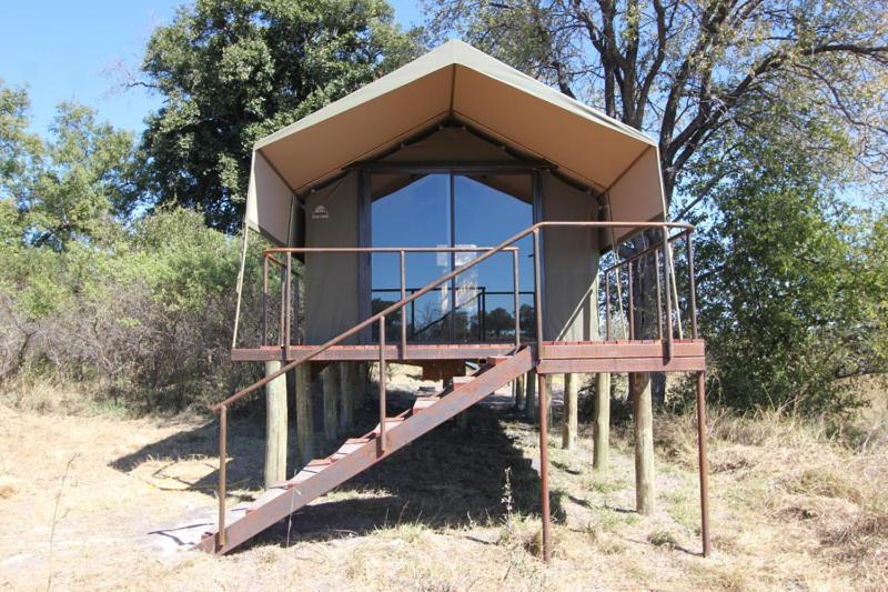 Nkasa Lupala Tented Lodge Sangwali Zewnętrze zdjęcie