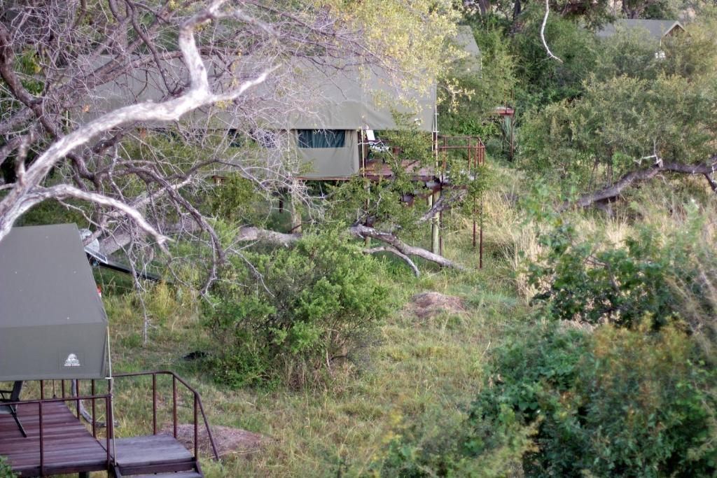 Nkasa Lupala Tented Lodge Sangwali Zewnętrze zdjęcie