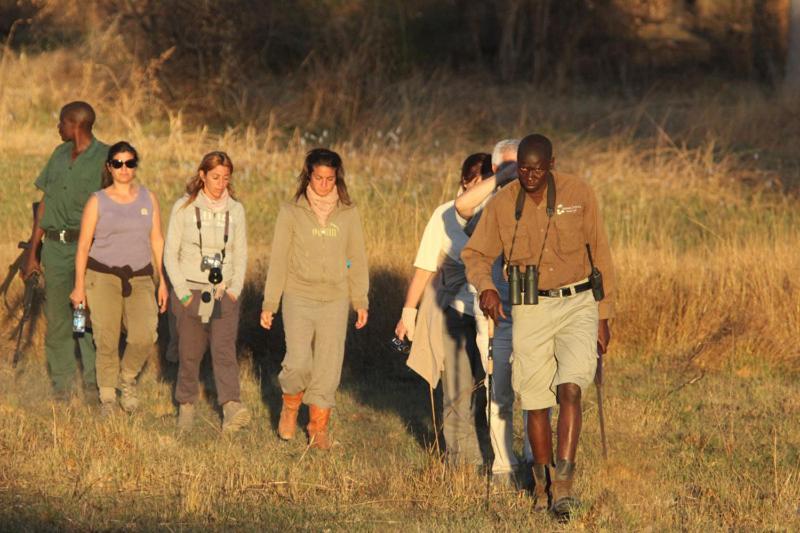 Nkasa Lupala Tented Lodge Sangwali Zewnętrze zdjęcie